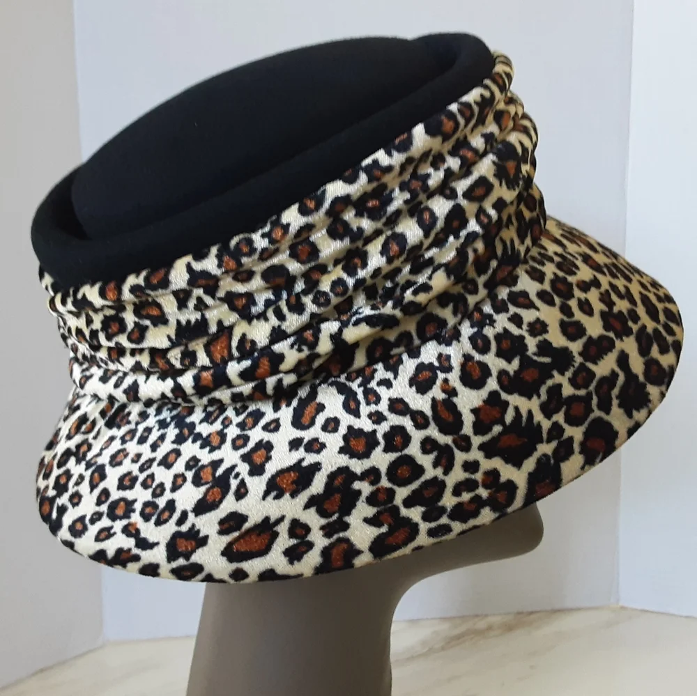 SS Black 100% Wool Leopard Print Fedora Hat Sz  21.5